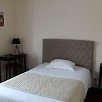 Hotel Moderne 2*