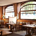 Moderne Hotel Gisors