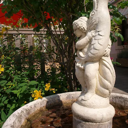Moderne 2* Gisors